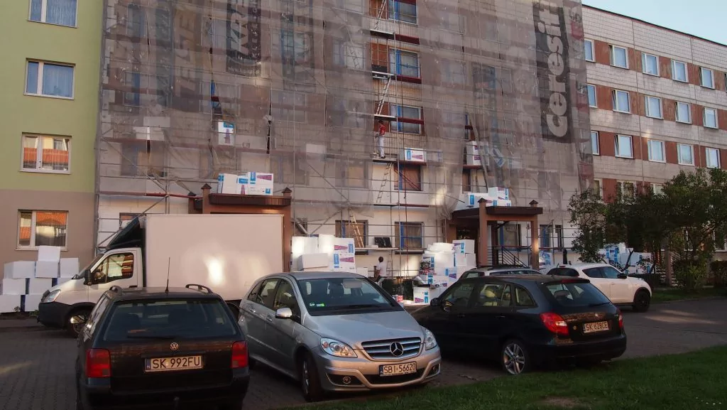 Ocieplanie budynku wielorodzinnego przez Term-Hod Katowice ul. Mysłowicka